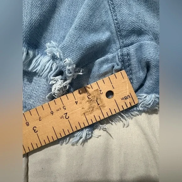 Aerie pull on denim chambray elastic waist shorts medium frayed - Picture 5 of 8